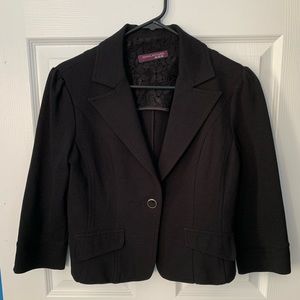 Black cropped blazer